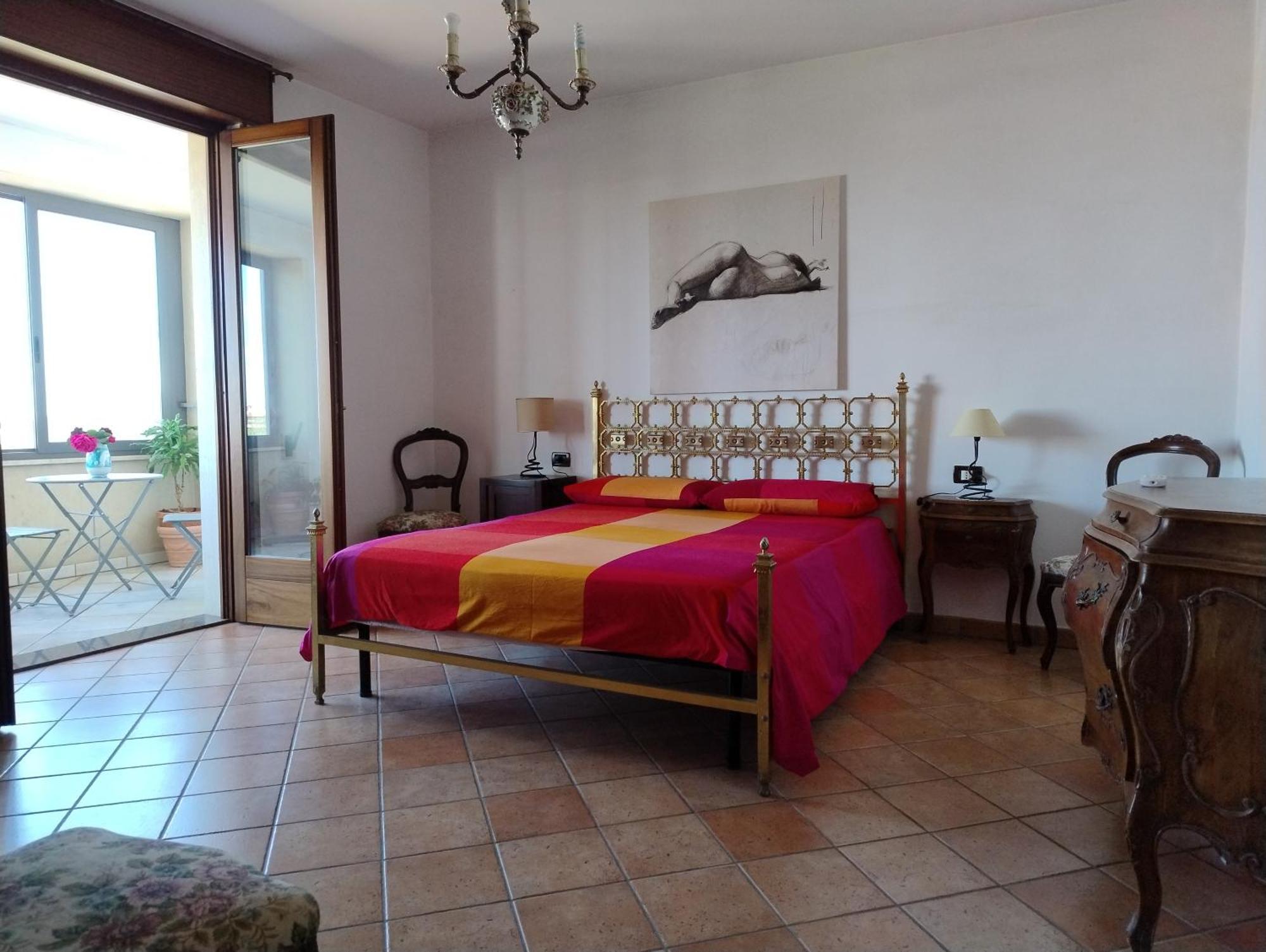 קרוביניו Favolosa Casa Con Terrazza, Idromassaggio, Cortile E Garage Auto מראה חיצוני תמונה